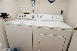 26881 Wedgewood Dr, Bonita Springs, FL 34134 - Photo 23