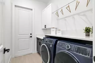 1723 NW 7th Ave, Cape Coral, FL 33993 - Photo 19