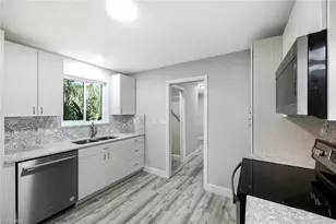 4862 Catalina Dr, Naples, FL 34112 - Photo 9