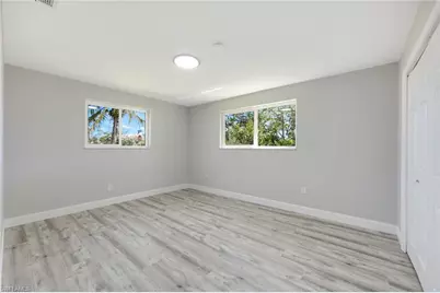 4862 Catalina Dr, Naples, FL 34112 - Photo 15