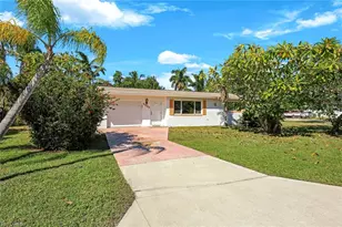 4862 Catalina Dr, Naples, FL 34112 - Photo 23