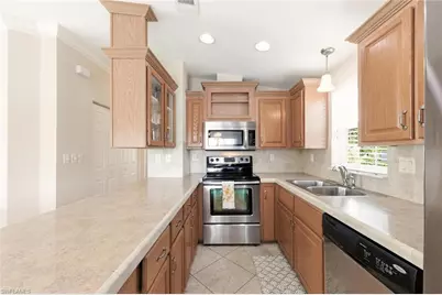 1055 Diamond Lake Cir, Naples, FL 34114 - Photo 13