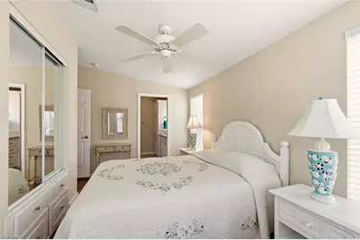 1055 Diamond Lake Cir, Naples, FL 34114 - Photo 17