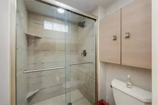 107 Clubhouse Ln, Naples, FL 34105 - Photo 19