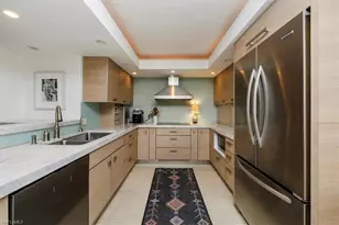 107 Clubhouse Ln, Naples, FL 34105 - Photo 7