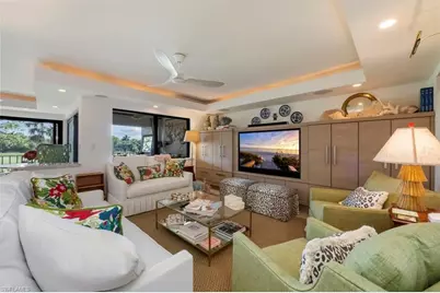 107 Clubhouse Ln #391, Naples, FL 34105 - Photo 1