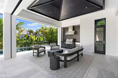 2231 Forrest Ln, Naples, FL 34102 - Photo 43