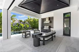 2231 Forrest Ln, Naples, FL 34102 - Photo 43