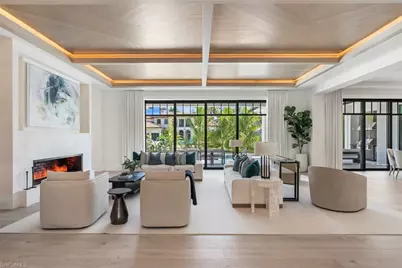 2231 Forrest Ln, Naples, FL 34102 - Photo 3