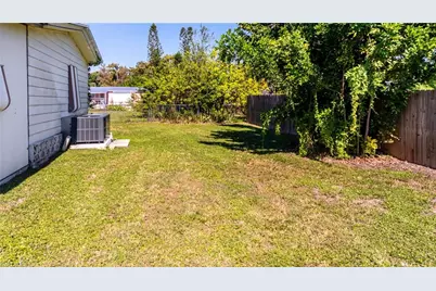 7627 Peyraud Dr, North Fort Myers, FL 33917 - Photo 17