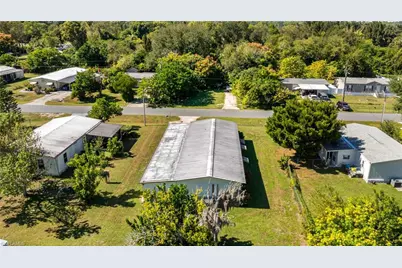 7627 Peyraud Dr, North Fort Myers, FL 33917 - Photo 21