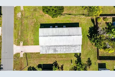 7627 Peyraud Dr, North Fort Myers, FL 33917 - Photo 23