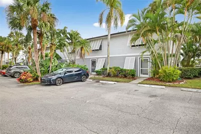 25496 Cockleshell Dr #301, Bonita Springs, FL 34135 - Photo 3
