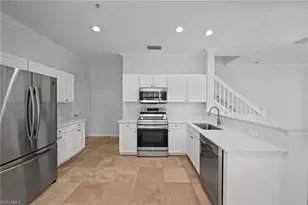 1084 Hampton Cir, Naples, FL 34105 - Photo 7