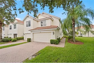 1084 Hampton Cir #49, Naples, FL 34105 - Photo 1