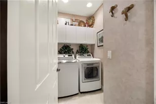 14607 Glen Eden Dr, Naples, FL 34110 - Photo 31