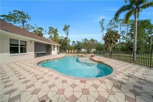860 Desoto Blvd N, Naples, FL 34120 - Photo 11