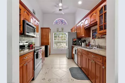 164 Sabal Lake Dr, Naples, FL 34104 - Photo 7