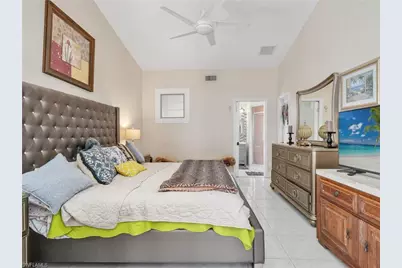 164 Sabal Lake Dr, Naples, FL 34104 - Photo 15