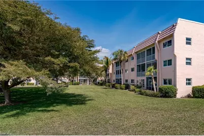 100 Forest Lakes Blvd #201, Naples, FL 34105 - Photo 33