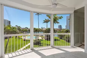 400 Park Shore Dr, Naples, FL 34103 - Photo 13