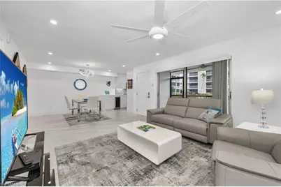 3000 Gulf Shore Blvd N #113, Naples, FL 34103 - Photo 5