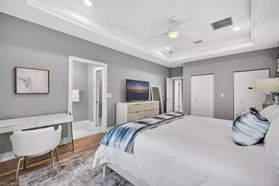 740 5th Ave N, Naples, FL 34102 - Photo 17