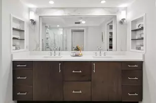 2386 Gulf Shore Blvd N, Naples, FL 34103 - Photo 15