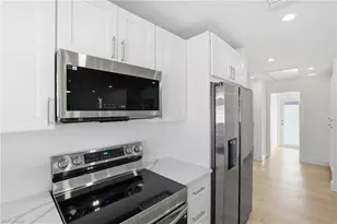 814 101st Ave N, Naples, FL 34108 - Photo 17