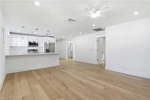 814 101st Ave N, Naples, FL 34108 - Photo 11