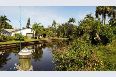123 Standish Cir, North Fort Myers, FL 33903 - Photo 3