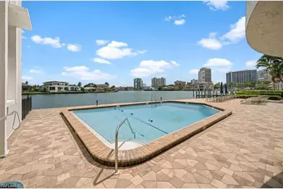 300 Park Shore Dr #1E, Naples, FL 34103 - Photo 23