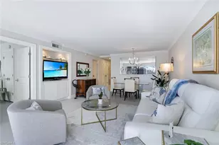 300 Park Shore Dr, Naples, FL 34103 - Photo 7