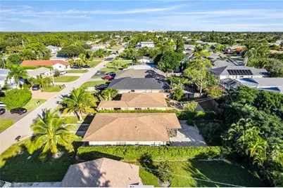 640 110th Ave N, Naples, FL 34108 - Photo 35