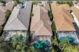 910 Villa Florenza Dr, Naples, FL 34119 - Photo 25