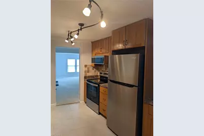 151 Pine Key Ln #26, Naples, FL 34114 - Photo 11