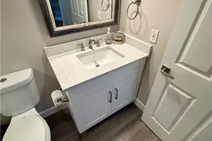 300 Horse Creek Dr, Naples, FL 34110 - Photo 17