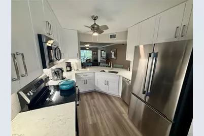 300 Horse Creek Dr #307, Naples, FL 34110 - Photo 5