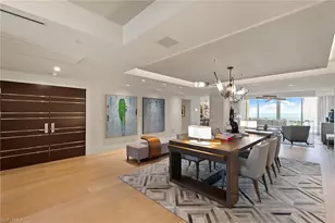 6897 Grenadier Blvd, Naples, FL 34108 - Photo 3