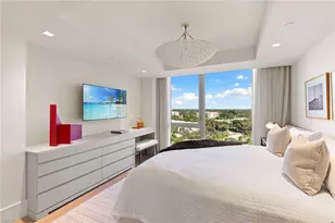 6897 Grenadier Blvd, Naples, FL 34108 - Photo 33