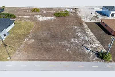 1241 Kismet Pkwy W, Cape Coral, FL 33993 - Photo 3