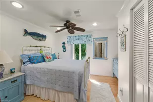 542 Charlemagne Blvd, Naples, FL 34112 - Photo 15