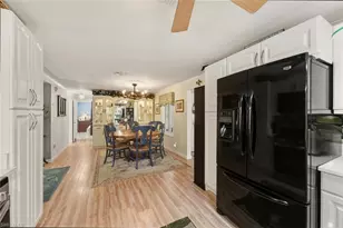 542 Charlemagne Blvd, Naples, FL 34112 - Photo 9