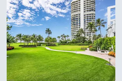 4751 Gulf Shore Blvd N #602, Naples, FL 34103 - Photo 31