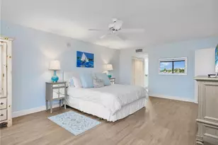 4751 Gulf Shore Blvd N, Naples, FL 34103 - Photo 25