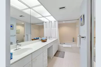 4751 Gulf Shore Blvd N #602, Naples, FL 34103 - Photo 19