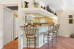 8471 Abbington Cir, Naples, FL 34108 - Photo 13