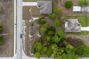 796 Bell Blvd S, Lehigh Acres, FL 33974 - Photo 7