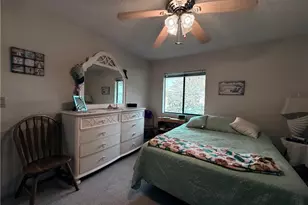 4613 Bayshore Dr, Naples, FL 34112 - Photo 9