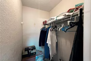 4613 Bayshore Dr, Naples, FL 34112 - Photo 11